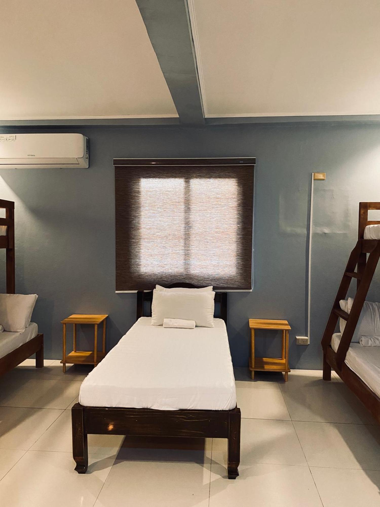 Lakayo Hillside Apartelle San Juan  Bagian luar foto
