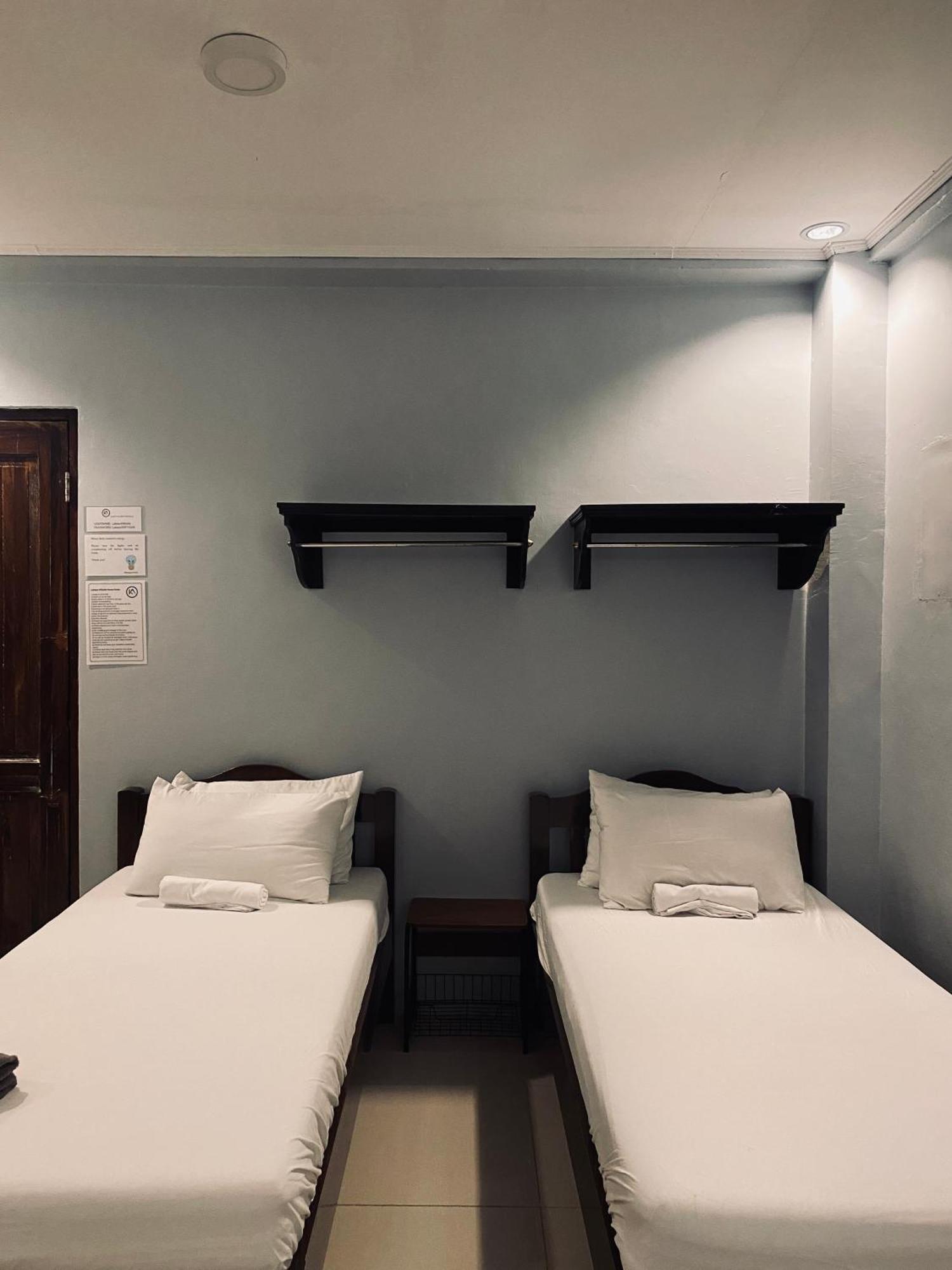 Lakayo Hillside Apartelle San Juan  Bagian luar foto