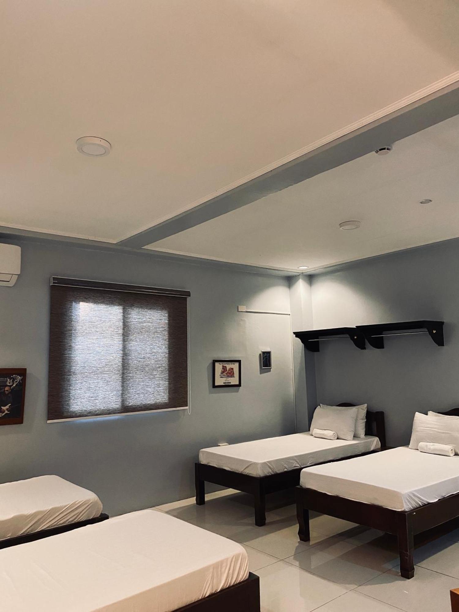 Lakayo Hillside Apartelle San Juan  Bagian luar foto