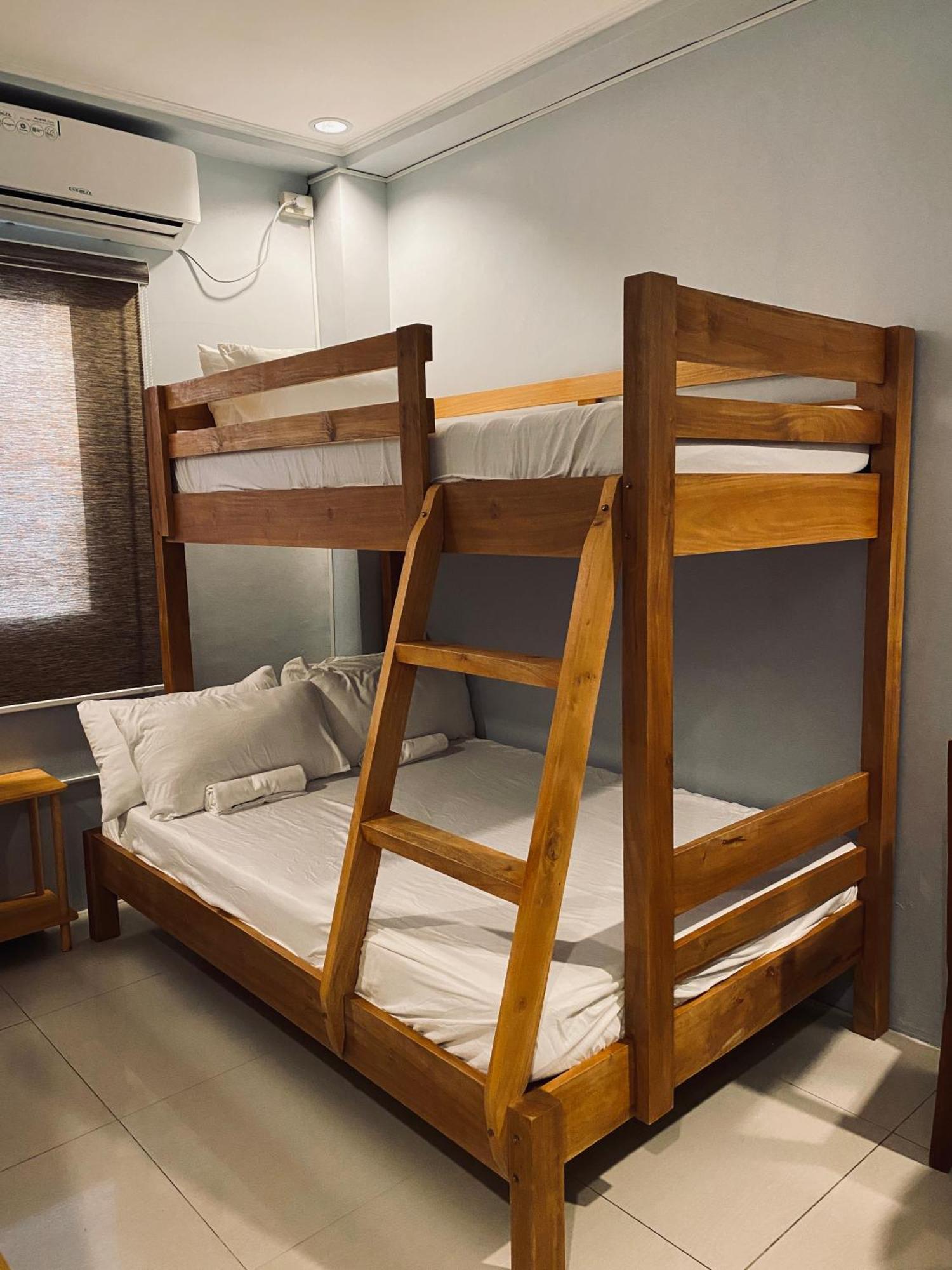 Lakayo Hillside Apartelle San Juan  Bagian luar foto